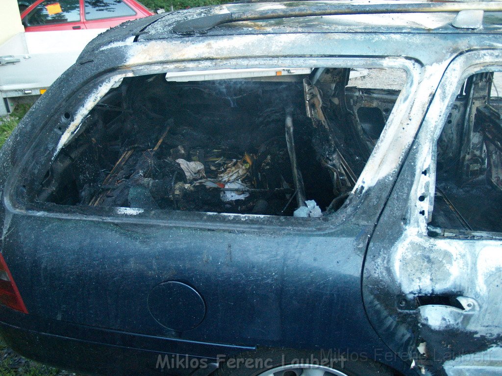 Wieder brennende Autos in Koeln Hoehenhaus P023.JPG